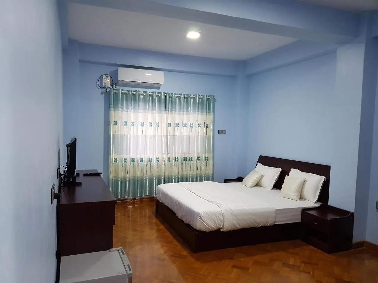 Newton Hotel & Service Apartment ヤンゴン