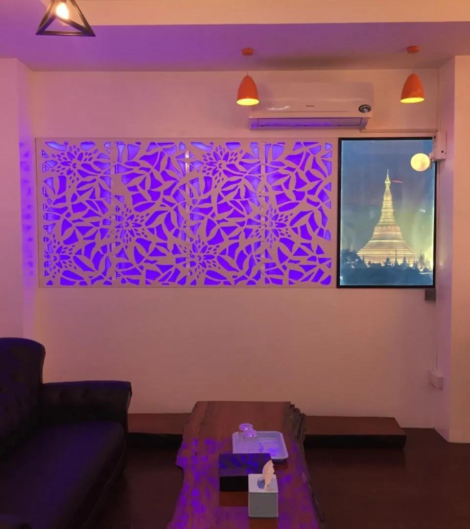 Newton Hotel & Service Apartment ヤンゴン 3*,